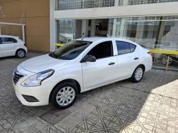 NISSAN - VERSA - 2020/2021 - Branca - R$ 69.800,00