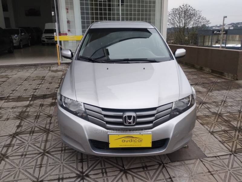 HONDA - CITY - 2011/2012 - Prata - R$ 42.800,00