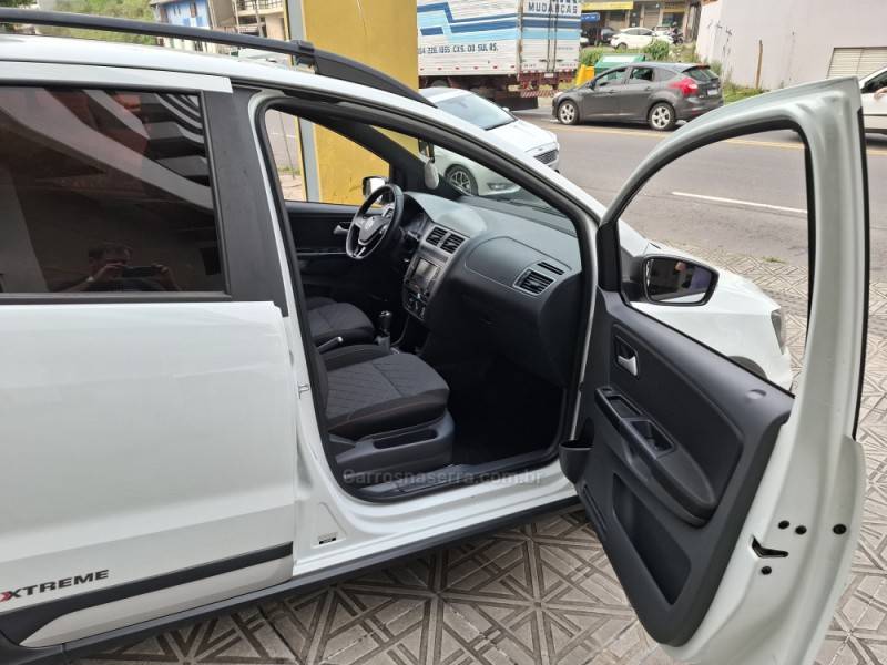 VOLKSWAGEN - FOX - 2018/2018 - Branca - R$ 59.800,00