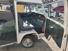 VOLKSWAGEN - KOMBI - 2001/2001 - Branca - R$ 25.000,00