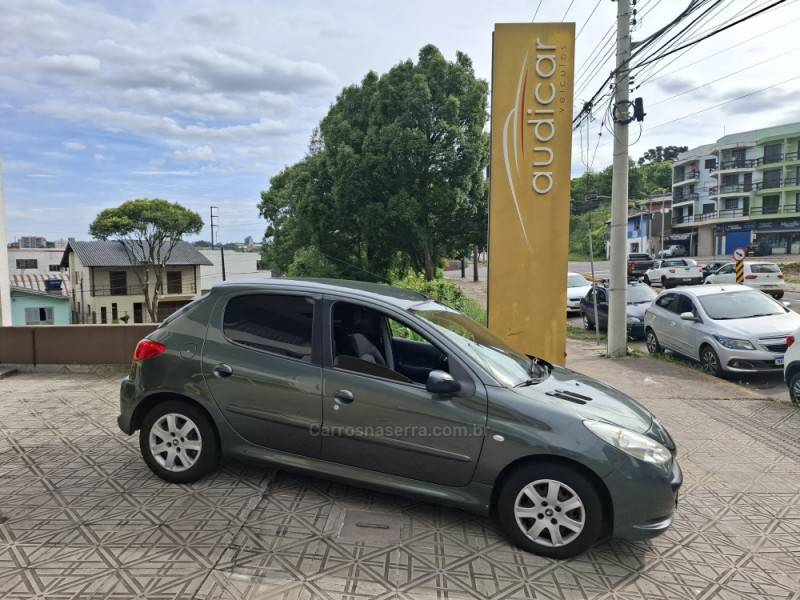 PEUGEOT - 207 - 2009/2010 - Cinza - R$ 22.800,00