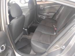 NISSAN - VERSA - 2014/2014 - Cinza - R$ 38.800,00