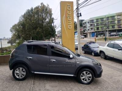 RENAULT - SANDERO - 2011/2012 - Cinza - R$ 35.800,00