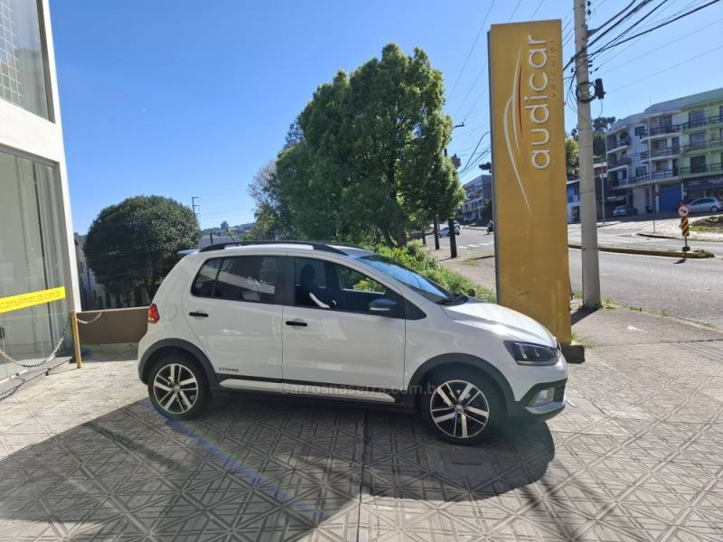 VOLKSWAGEN - FOX - 2020/2021 - Branca - R$ 68.500,00