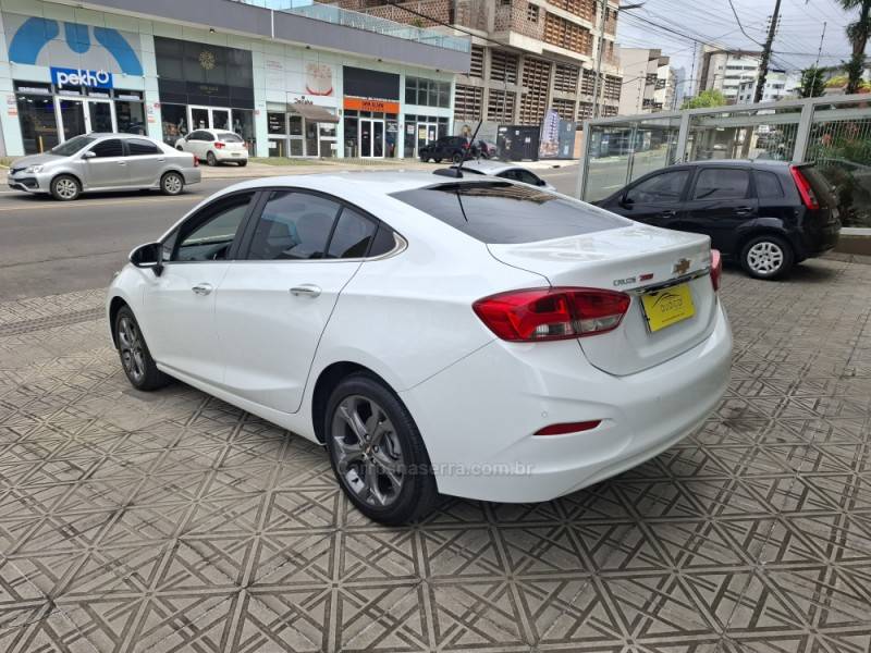 CHEVROLET - CRUZE - 2023/2023 - Branca - R$ 132.000,00