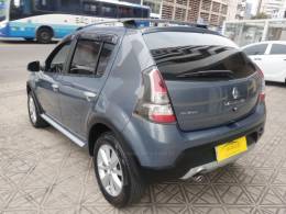 RENAULT - SANDERO - 2011/2012 - Cinza - R$ 35.800,00