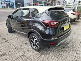 RENAULT - CAPTUR - 2017/2018 - Preta - R$ 69.800,00