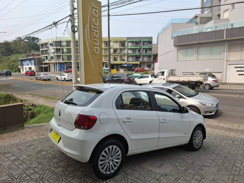 VOLKSWAGEN - GOL - 2012/2013 - Branca - R$ 31.500,00