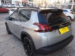 PEUGEOT - 2008 - 2022/2023 - Cinza - R$ 94.800,00