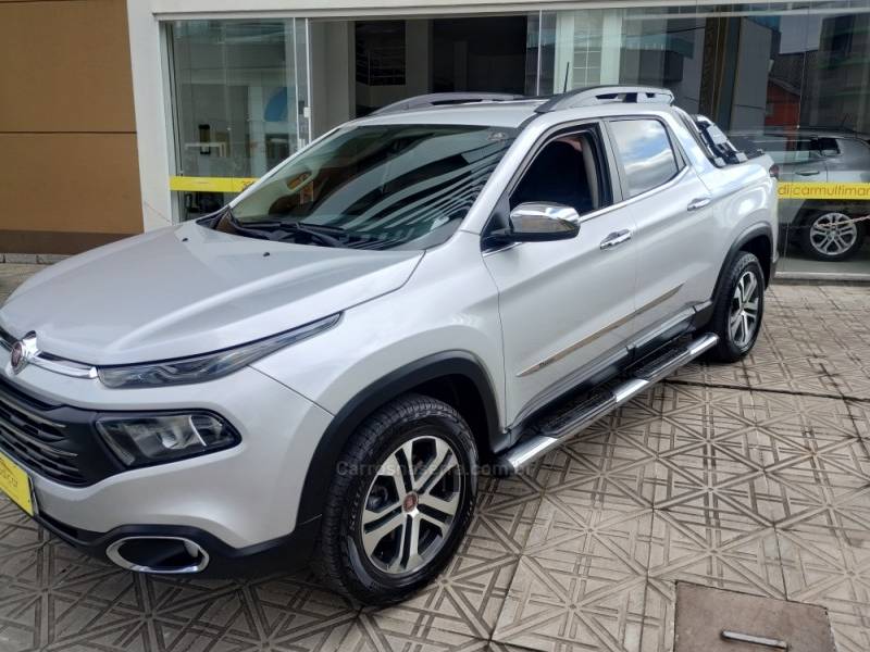 FIAT - TORO - 2018/2019 - Prata - R$ 93.800,00