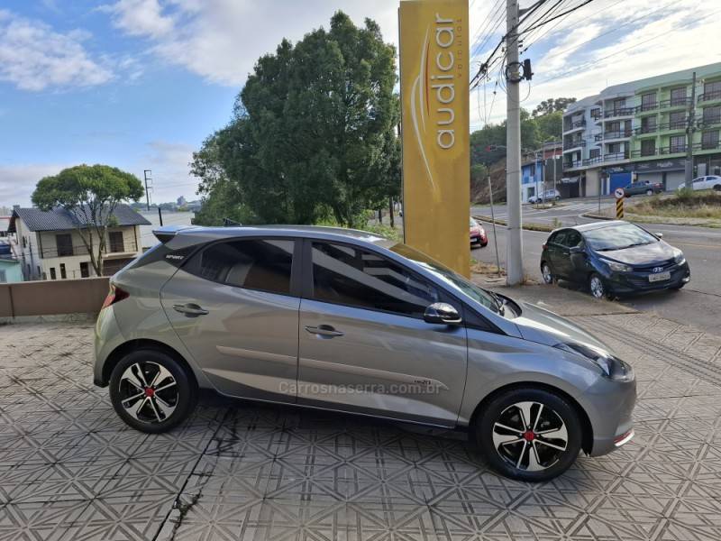 HYUNDAI - HB20 - 2021/2022 - Cinza - R$ 84.800,00