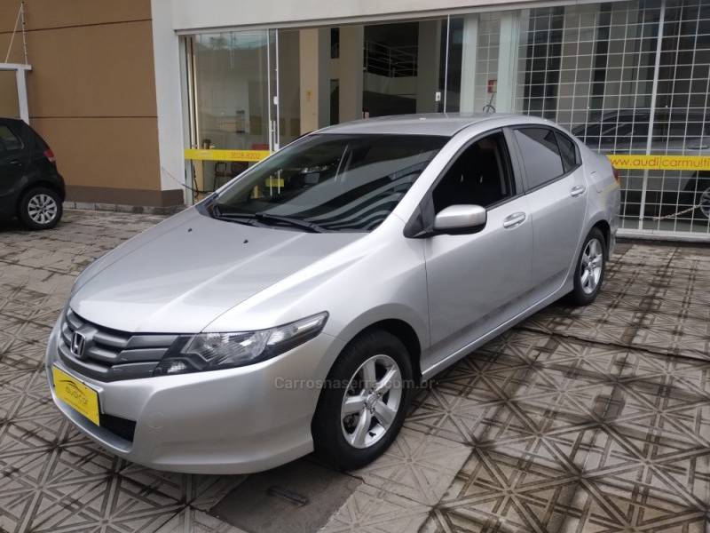 HONDA - CITY - 2011/2012 - Prata - R$ 42.800,00