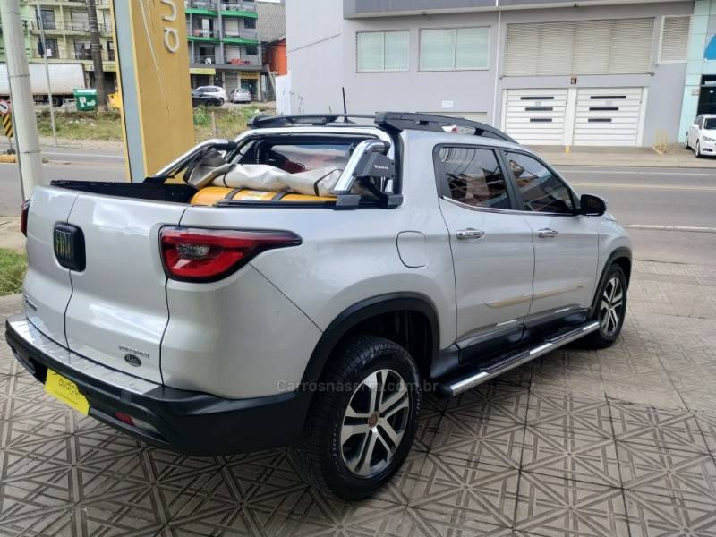 FIAT - TORO - 2018/2019 - Prata - R$ 93.800,00